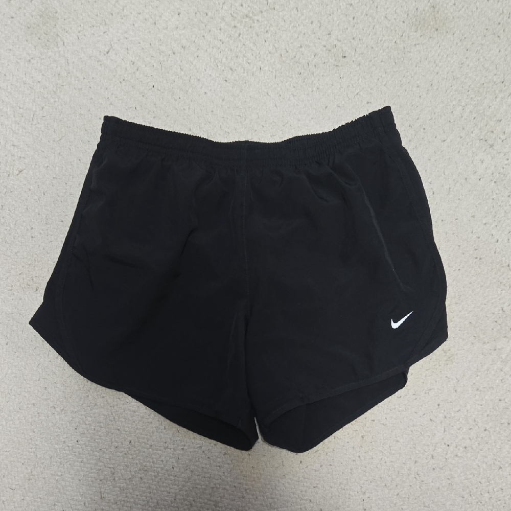Nike Girls Large Dri-fit Black Shorts